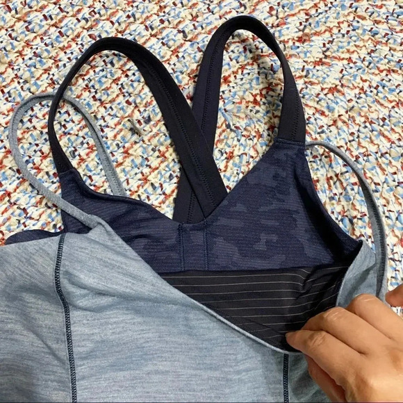 Lululemon run for gold tank heathered blue Sz4 - Picture 9 of 10